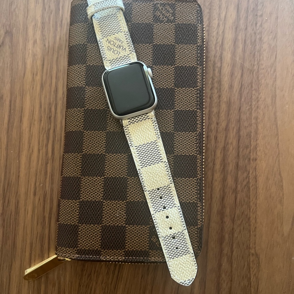 Checkered Damier Azur Designer Watch Band Strap Apple Watch 38-41mm